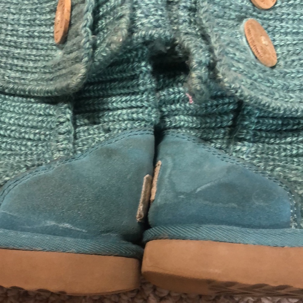 Ugh Boots - Picture 7 of 7